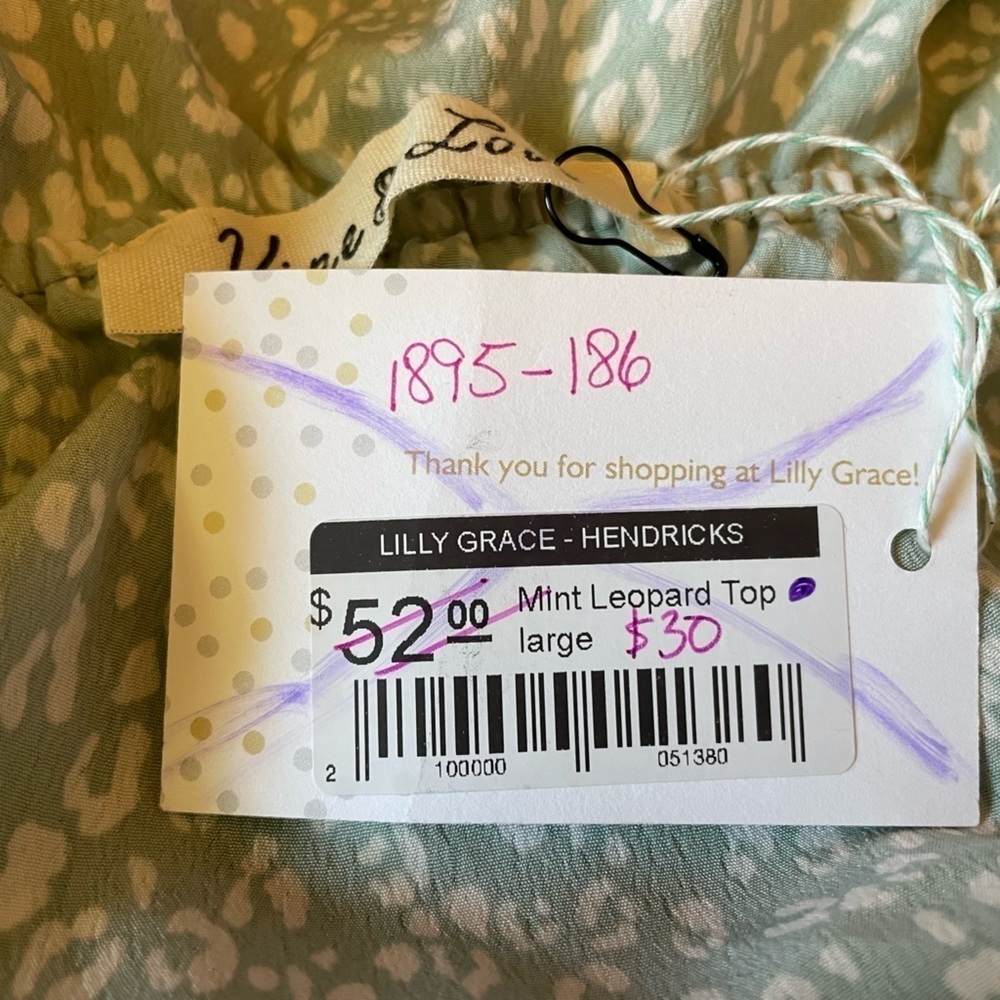NWT vine & Love mint leopard top - Picture 5 of 6